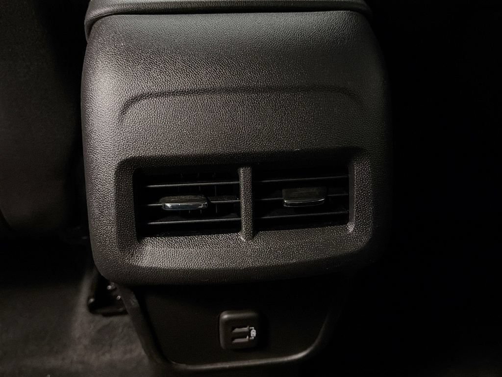 Used 2023 Chevrolet Equinox LT w/ LPO, Floor Liner Package AWD/4WD image 38
