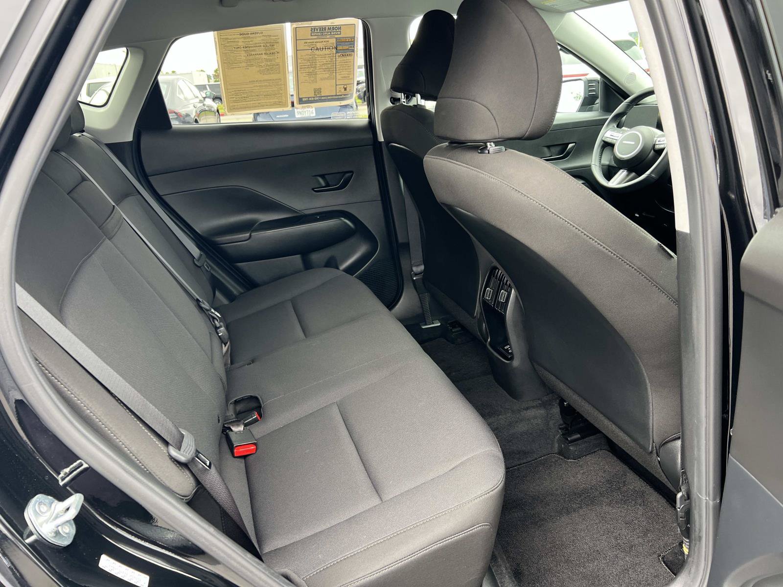 Used 2024 Hyundai Kona SEL w/ Convenience Package FWD image 31