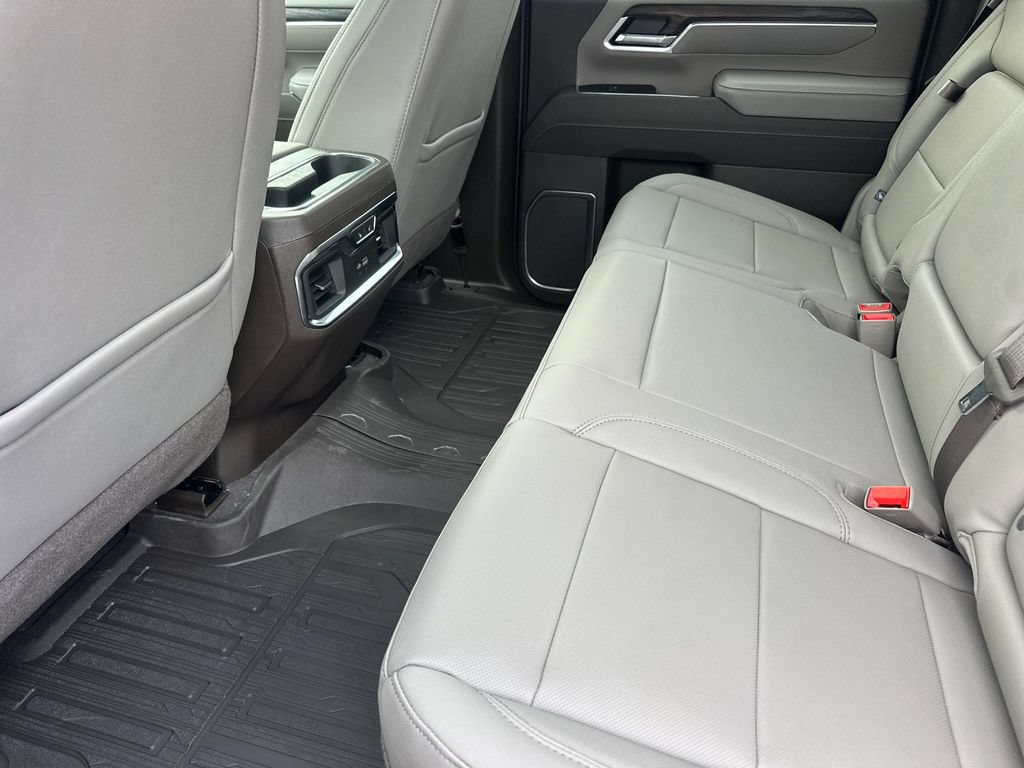 New 2026 GMC Sierra 2500 SLT w/ SLT Premium Package AWD/4WD image 12