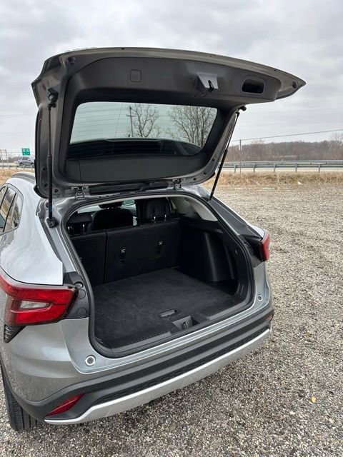 Used 2025 Chevrolet Trax LT image 12