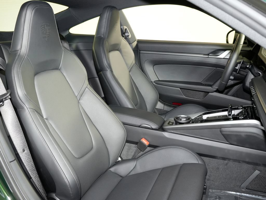 Certified 2026 Porsche 911 Carrera S RWD image 40