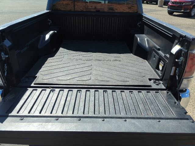 Used 2020 Toyota Tacoma TRD Off-Road image 22