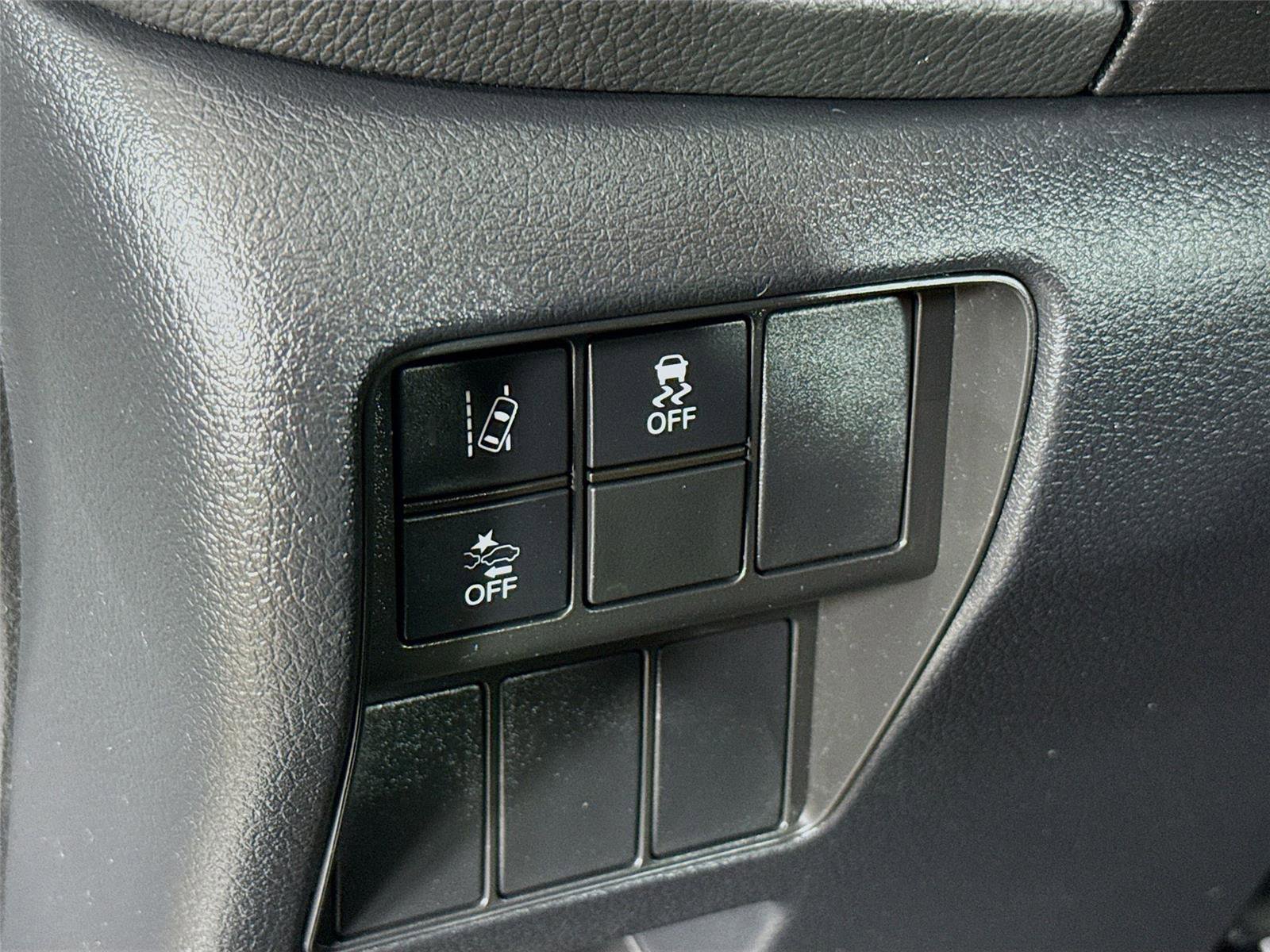 Used 2021 Honda CR-V Special Edition image 12