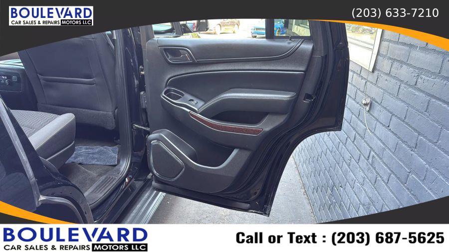 Used 2016 GMC Yukon SLE w/ HD Trailering Package image 32