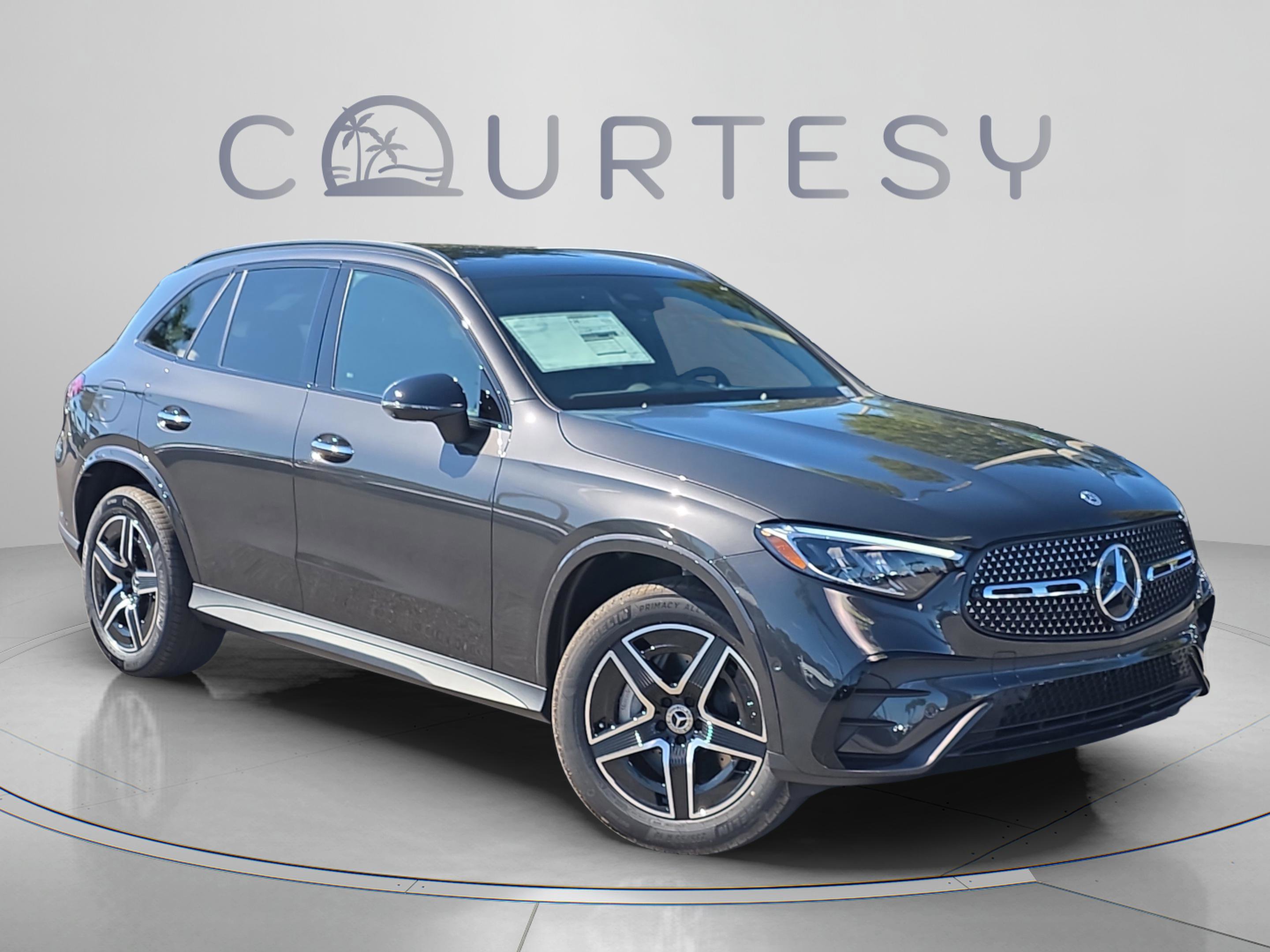 Used 2026 Mercedes-Benz GLC 300 4MATIC image 5