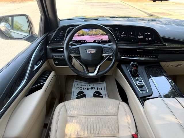 Used 2023 Cadillac Escalade ESV Premium Luxury AWD/4WD image 42