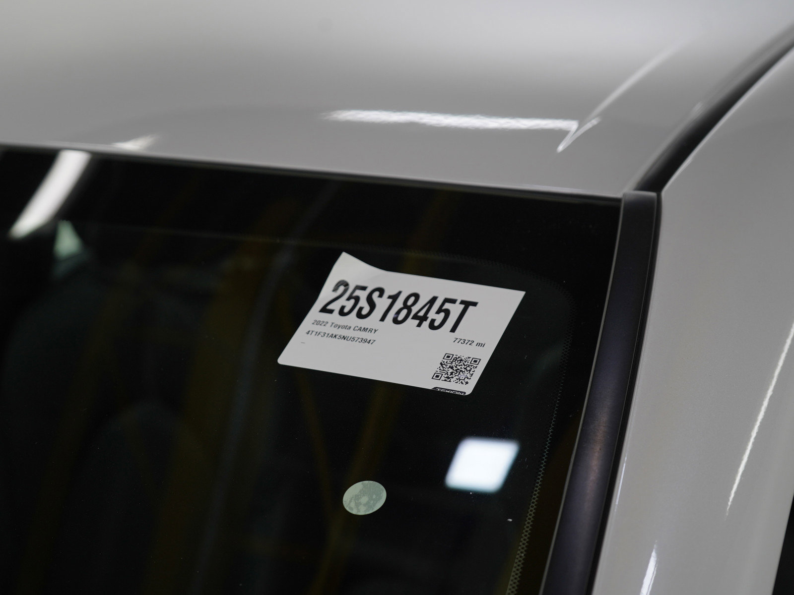 Used 2022 Toyota Camry XLE image 23