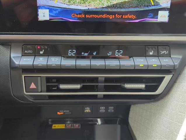 Used 2026 Toyota Camry XLE FWD image 20