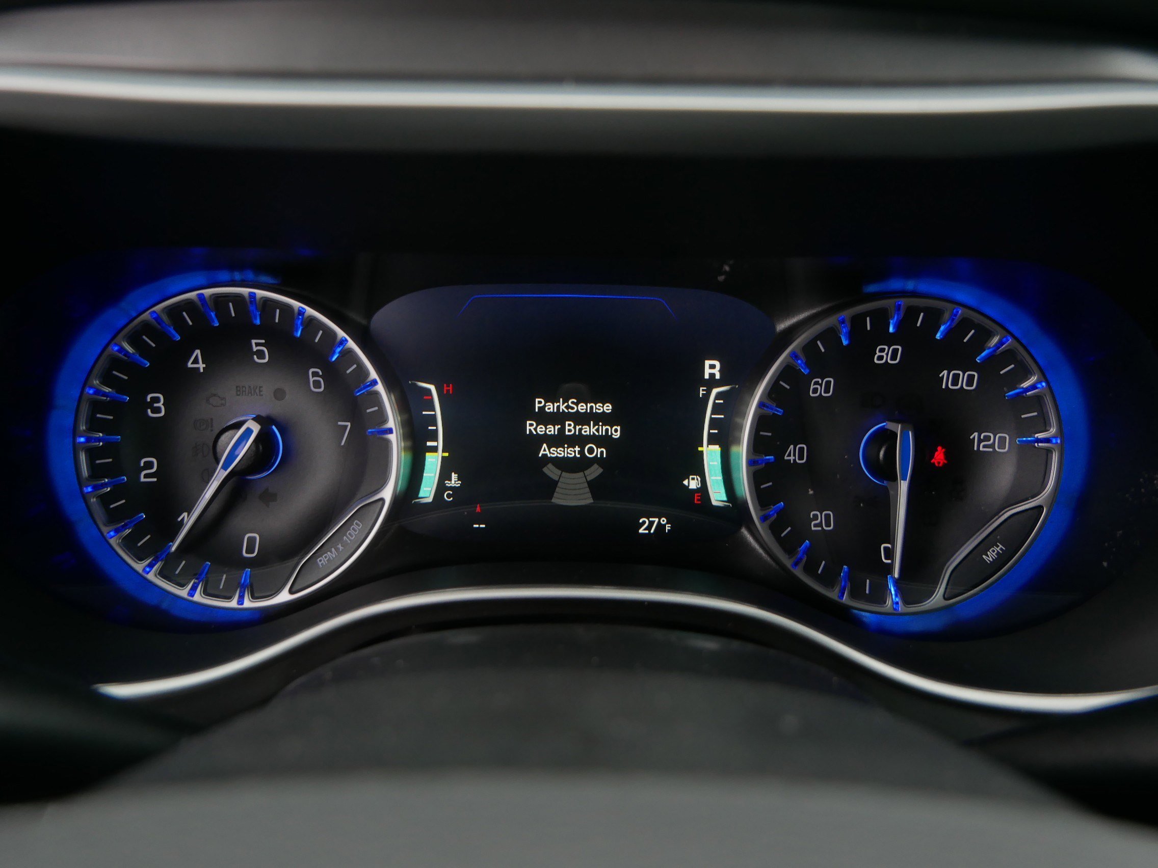 New 2026 Chrysler Voyager LX image 18