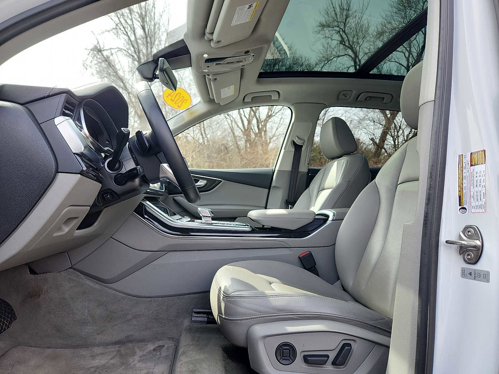 Used 2024 Audi Q7 Premium Plus image 13