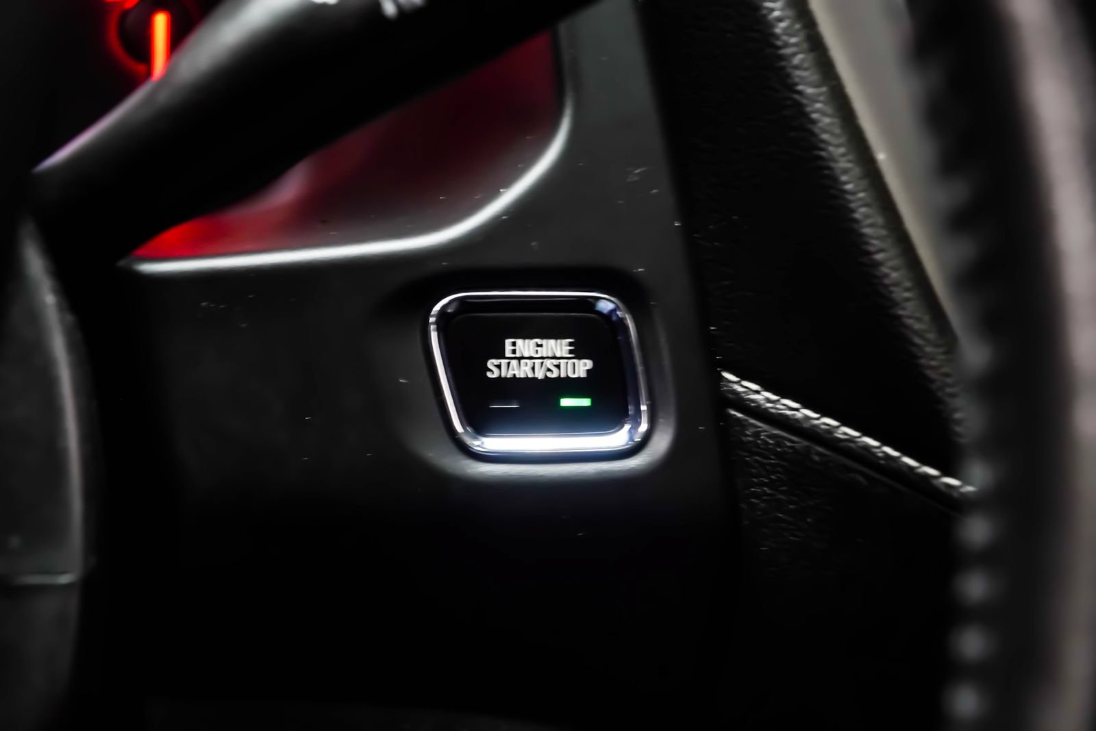 Used 2021 GMC Acadia Denali w/ Denali Technology Package FWD image 27