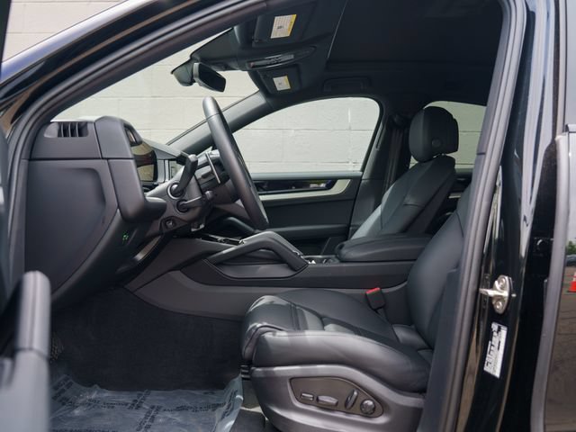 Certified 2026 Porsche Cayenne Coupe AWD/4WD image 17