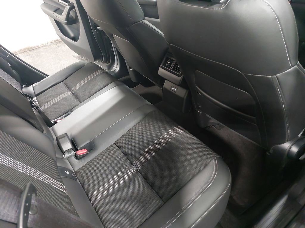 Used 2025 MAZDA CX-50 AWD 2.5 S w/ Preferred Package image 11