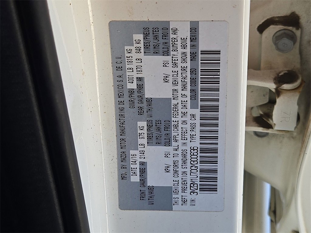 Used 2016 MAZDA MAZDA3 i Sport w/ Preferred Equipment Package image 27