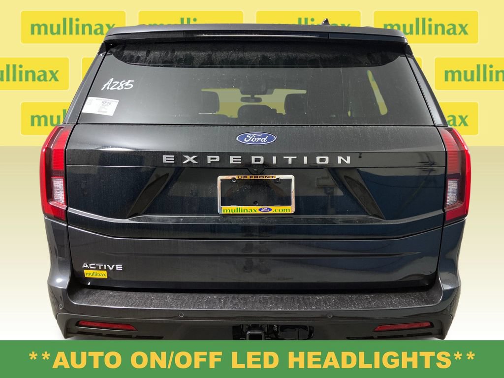 New 2026 Ford Expedition Active RWD image 8