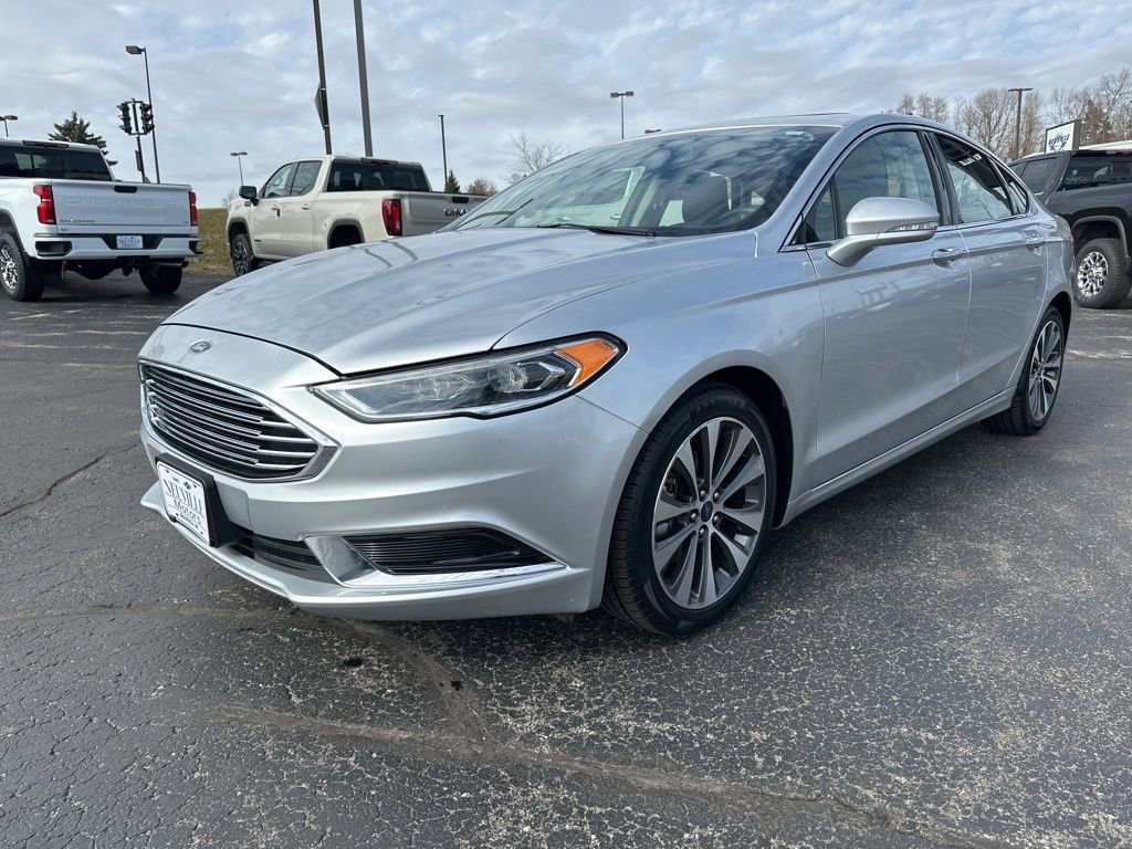 Used 2018 Ford Fusion SE w/ Fusion SE Technology Package image 7