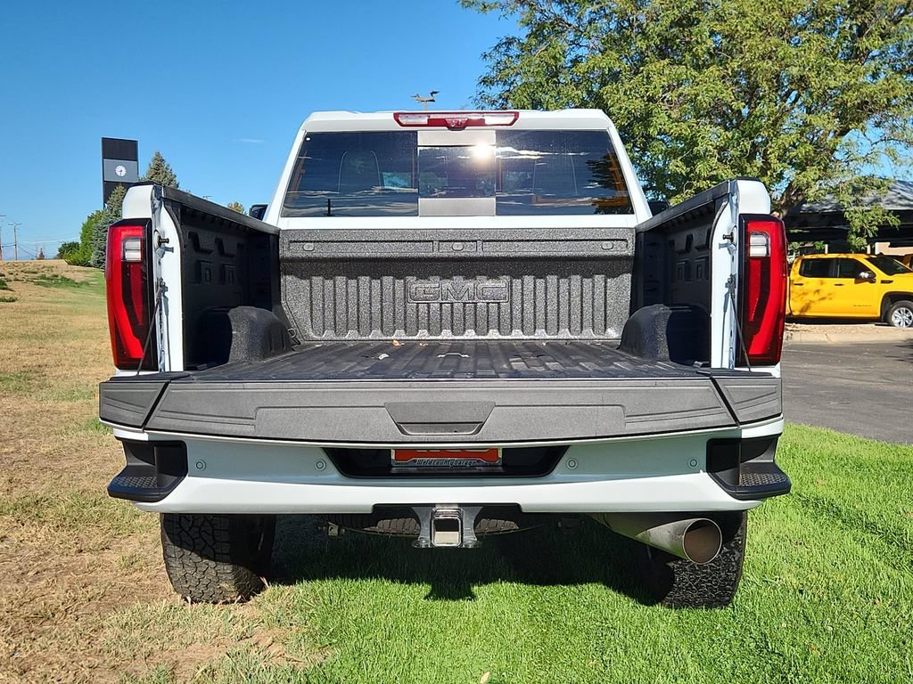 Used 2026 GMC Sierra 2500 Denali Ultimate AWD/4WD image 11