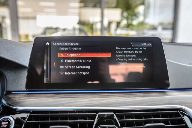 Used 2018 BMW 540i w/ M Sport Package RWD image 24