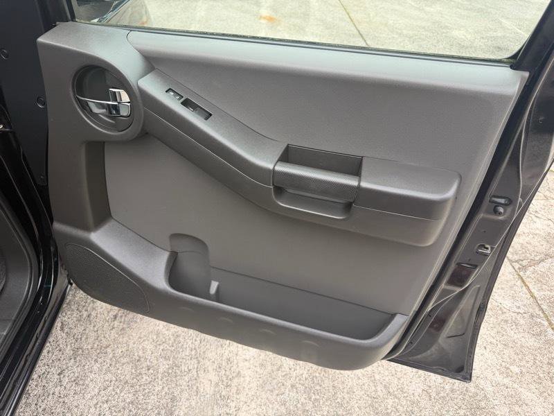 Used 2012 Nissan Xterra S RWD image 21