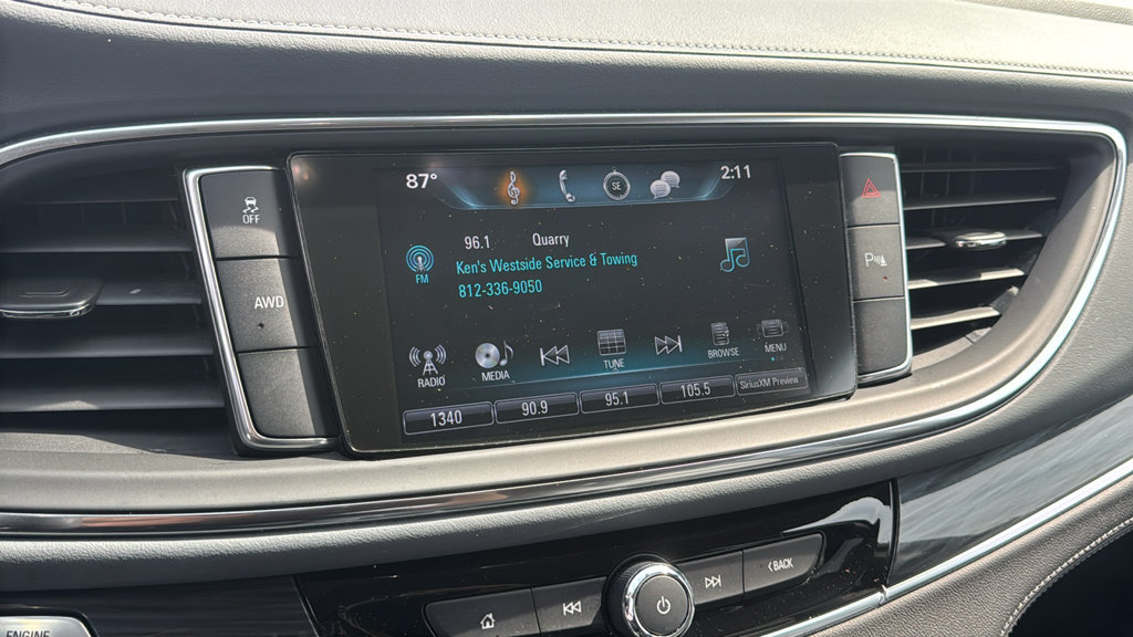 Used 2018 Buick Enclave Essence AWD/4WD image 20