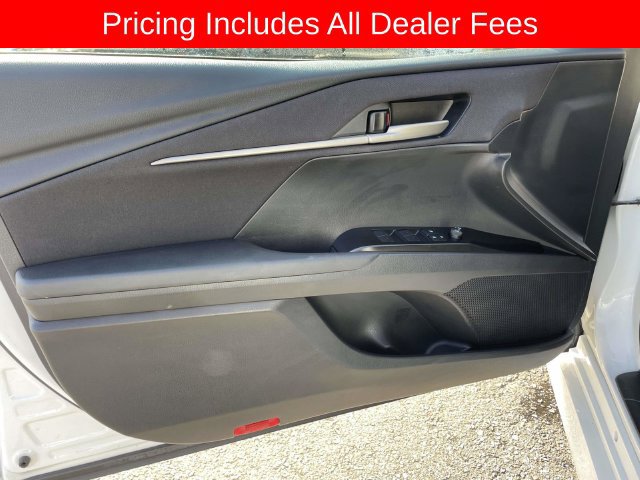 Used 2025 Toyota Camry LE FWD image 18