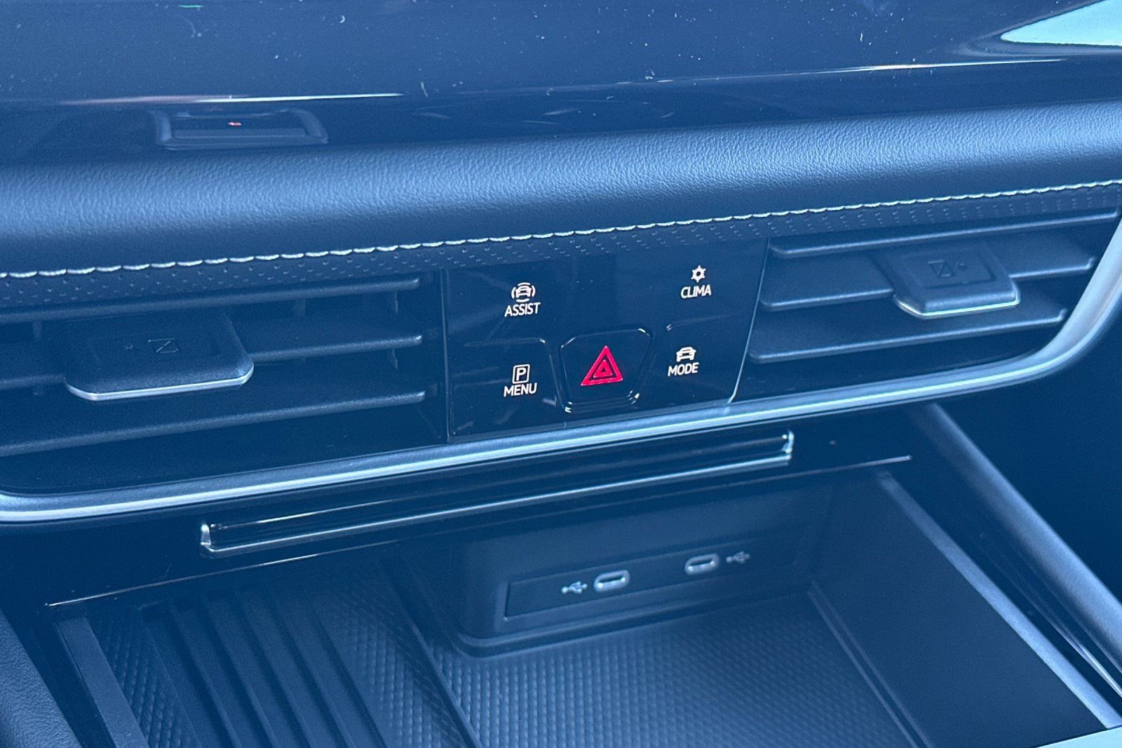 New 2026 Volkswagen Atlas SE image 20