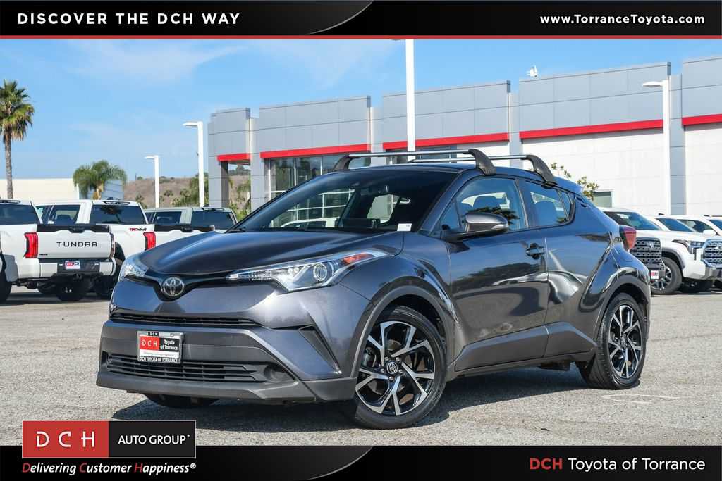 Used 2019 Toyota C-HR XLE FWD image 1