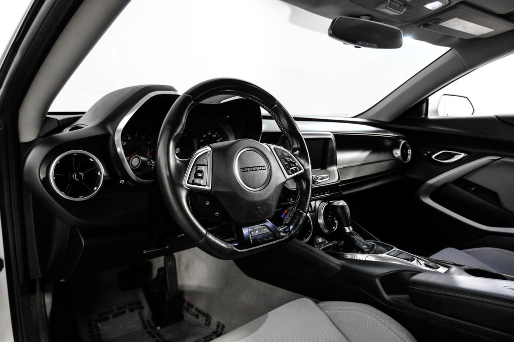Used 2017 Chevrolet Camaro LT image 2