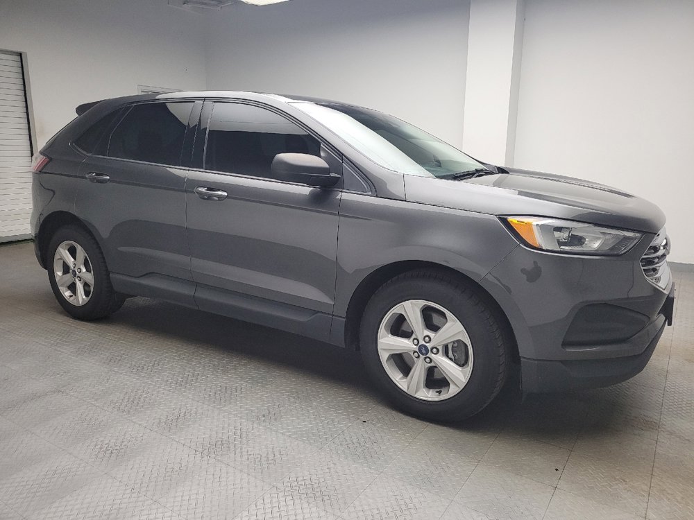 Used 2019 Ford Edge SE image 11