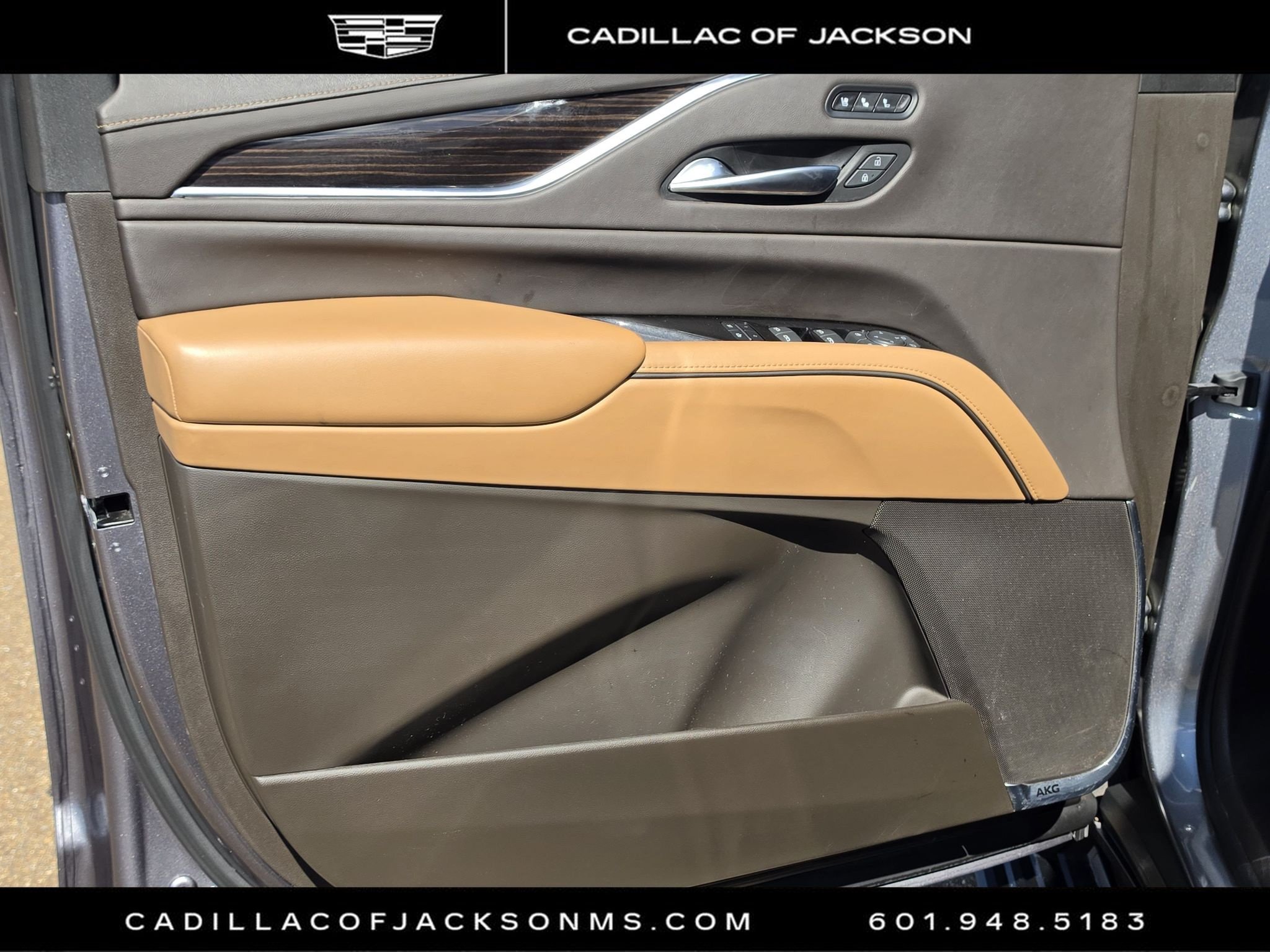 Used 2022 Cadillac Escalade Sport w/ Touring Package AWD/4WD image 19