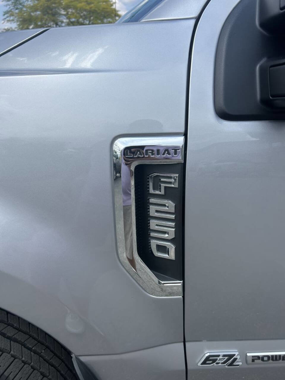 Used 2021 Ford F250 Lariat w/ Lariat Ultimate Package AWD/4WD image 5