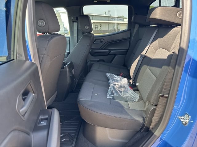 New 2026 Chevrolet Colorado Trail Boss w/ Off-Road Front Bumper Package AWD/4WD image 22