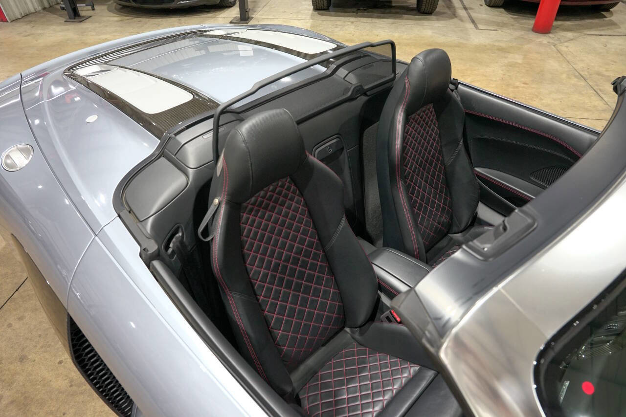 Used 2018 Audi R8 V10 w/ Carbon Exterior Package AWD/4WD image 18