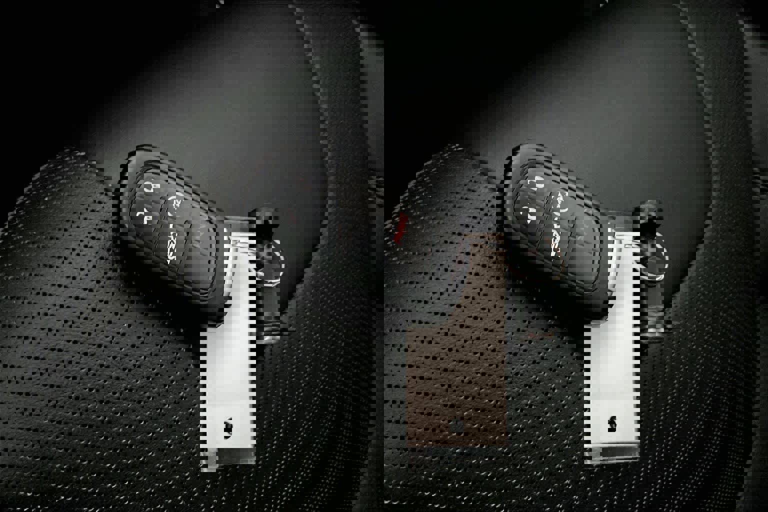 Used 2019 Jeep Cherokee Limited w/ Technology Group AWD/4WD image 14