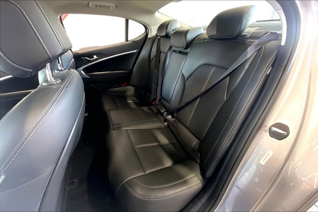 Used 2025 Genesis G70 2.5T AWD/4WD image 14