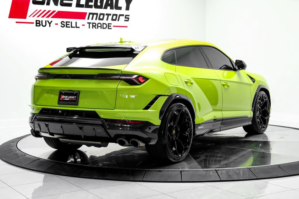 Used 2023 Lamborghini Urus Performante AWD/4WD image 6