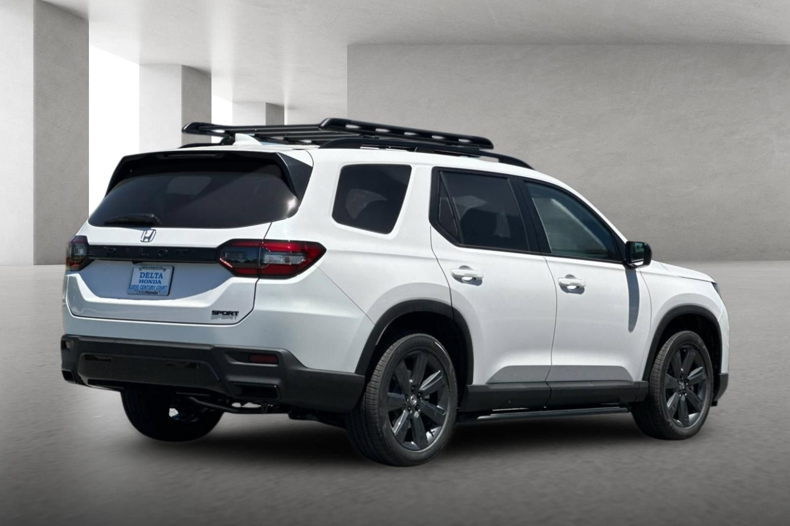 New 2026 Honda Pilot Sport image 4