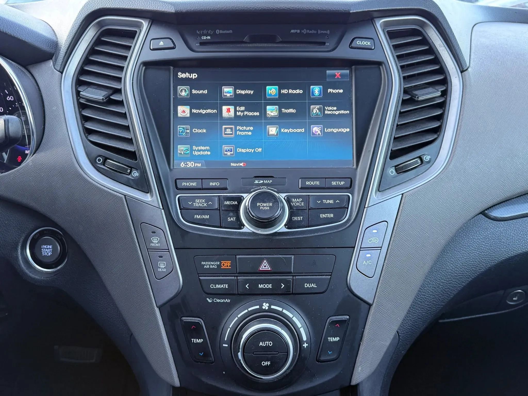 Used 2015 Hyundai Santa Fe Sport 2.0T w/ Option Group 05 image 27