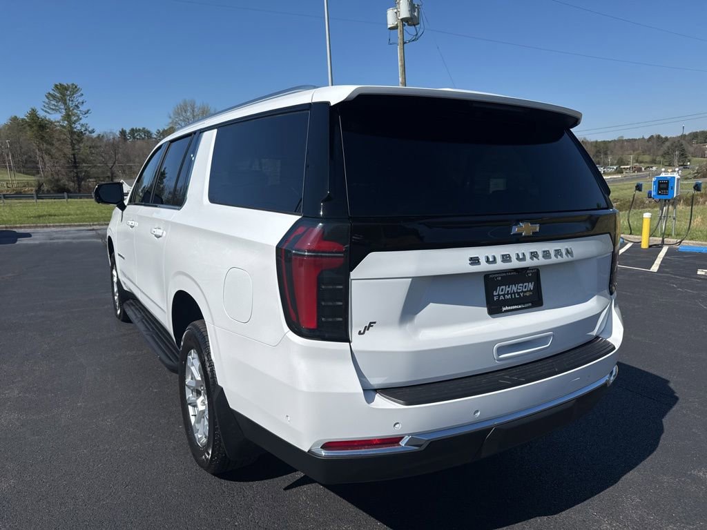 New 2026 Chevrolet Suburban LS image 5