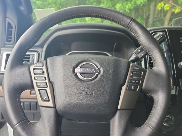 Used 2024 Nissan Titan Platinum Reserve w/ Moonroof Package AWD/4WD image 18
