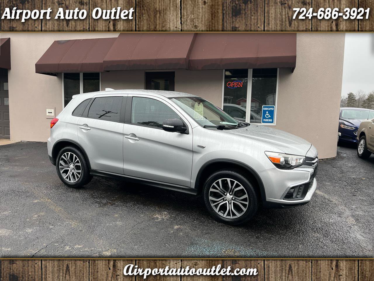 Used 2018 Mitsubishi Outlander Sport ES FWD image 1