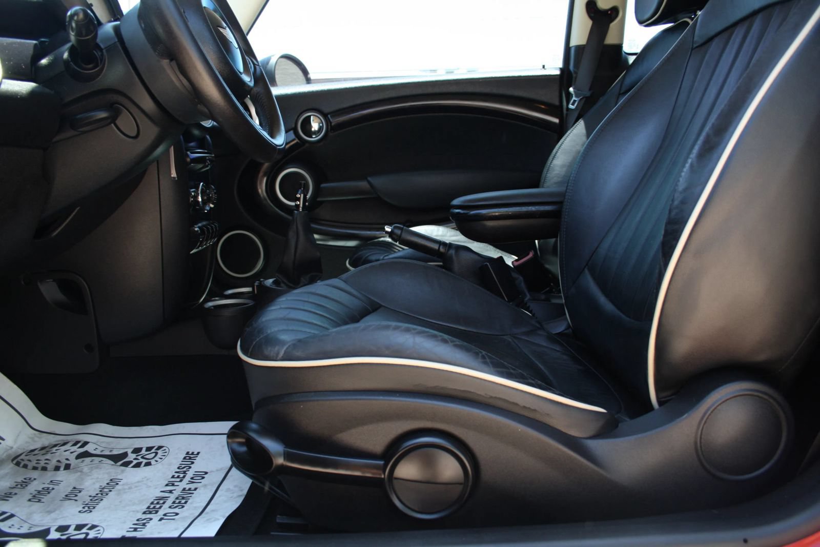 Used 2011 MINI Cooper S FWD image 13