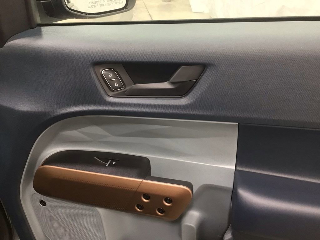 Used 2024 Ford Maverick Lariat w/ 4K Tow Package image 31