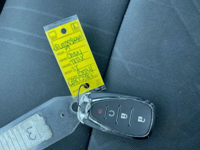 Used 2019 Chevrolet Trax LT w/ LT Convenience Package FWD image 33