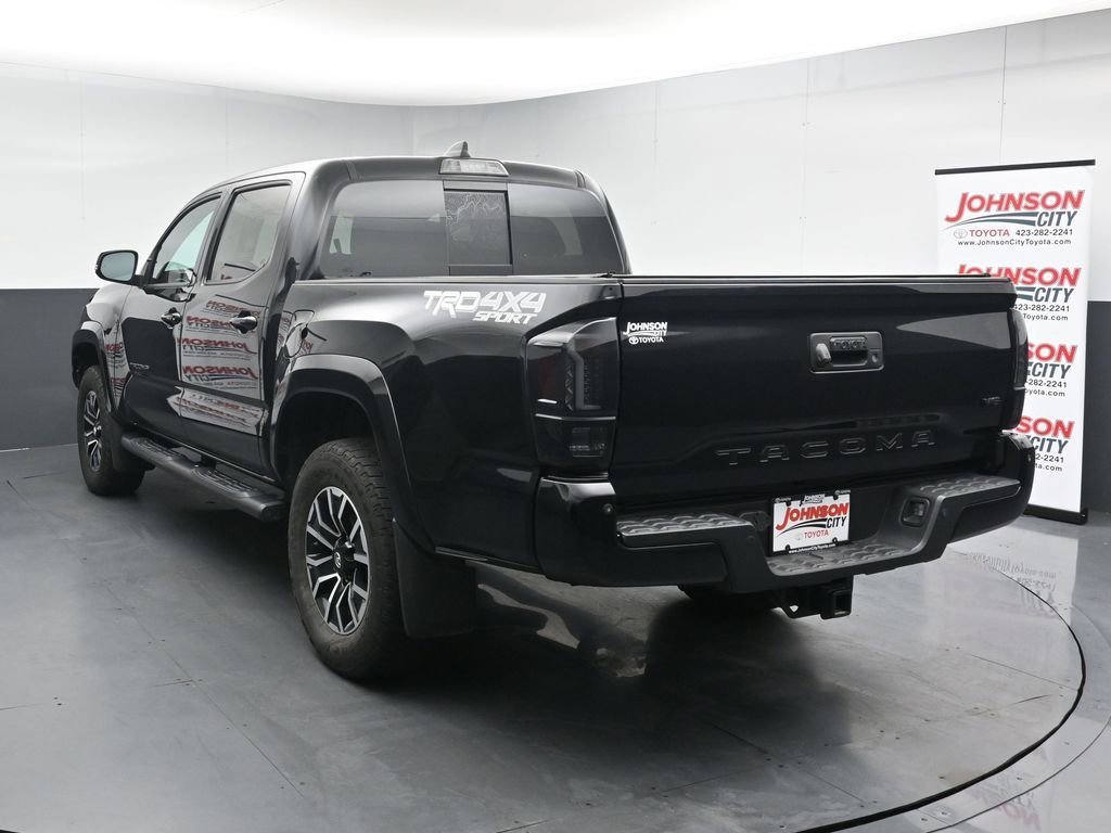 Used 2020 Toyota Tacoma TRD Sport w/ Technology Package AWD/4WD image 6