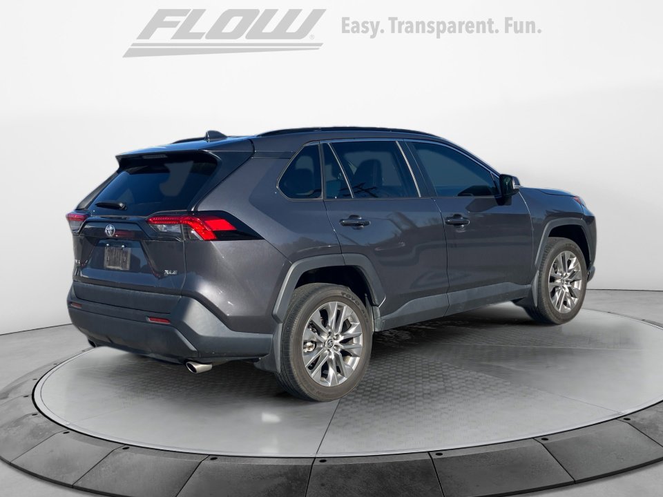 Used 2024 Toyota RAV4 XLE Premium image 9