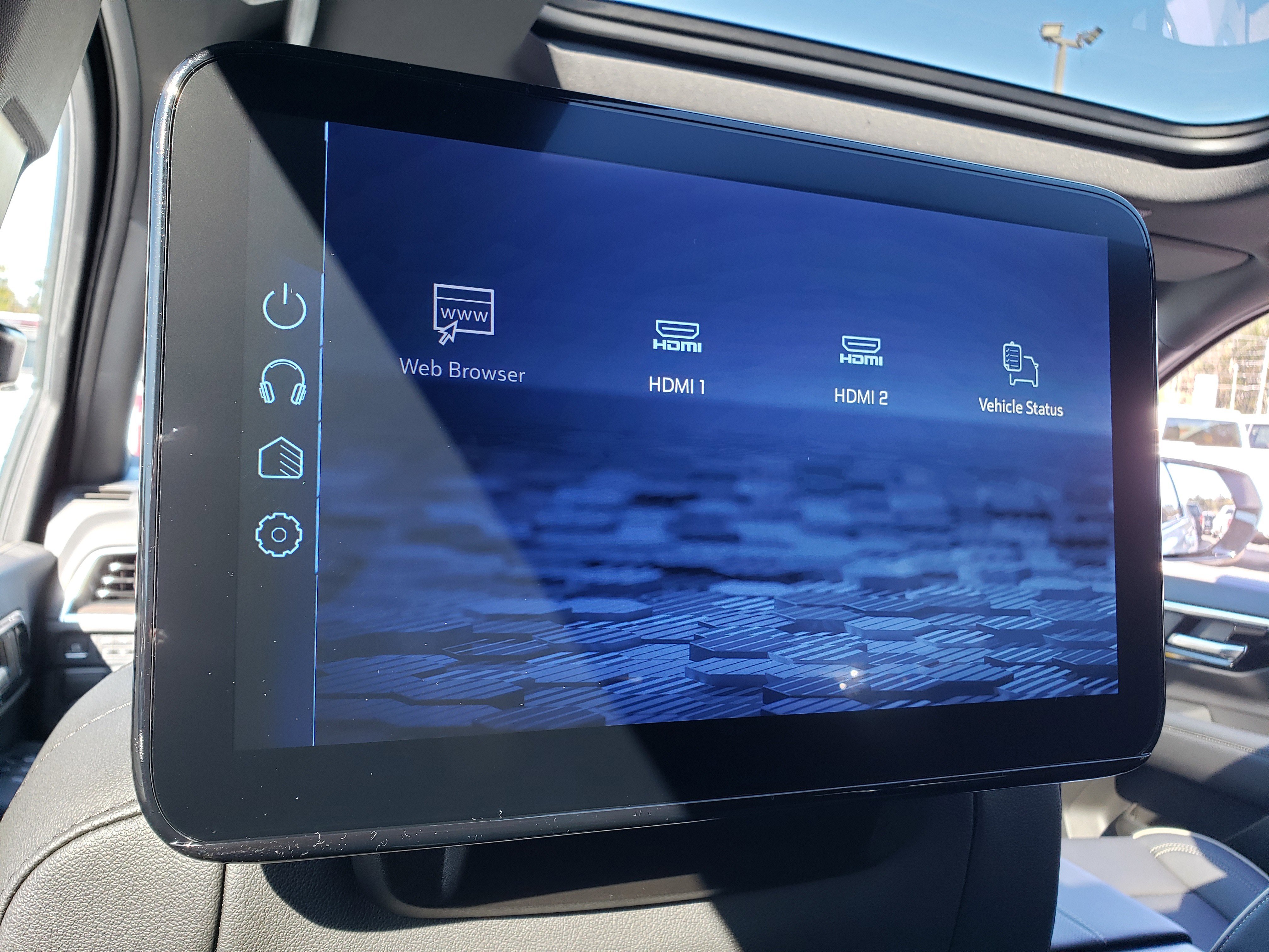 New 2026 Chevrolet Suburban Premier image 34