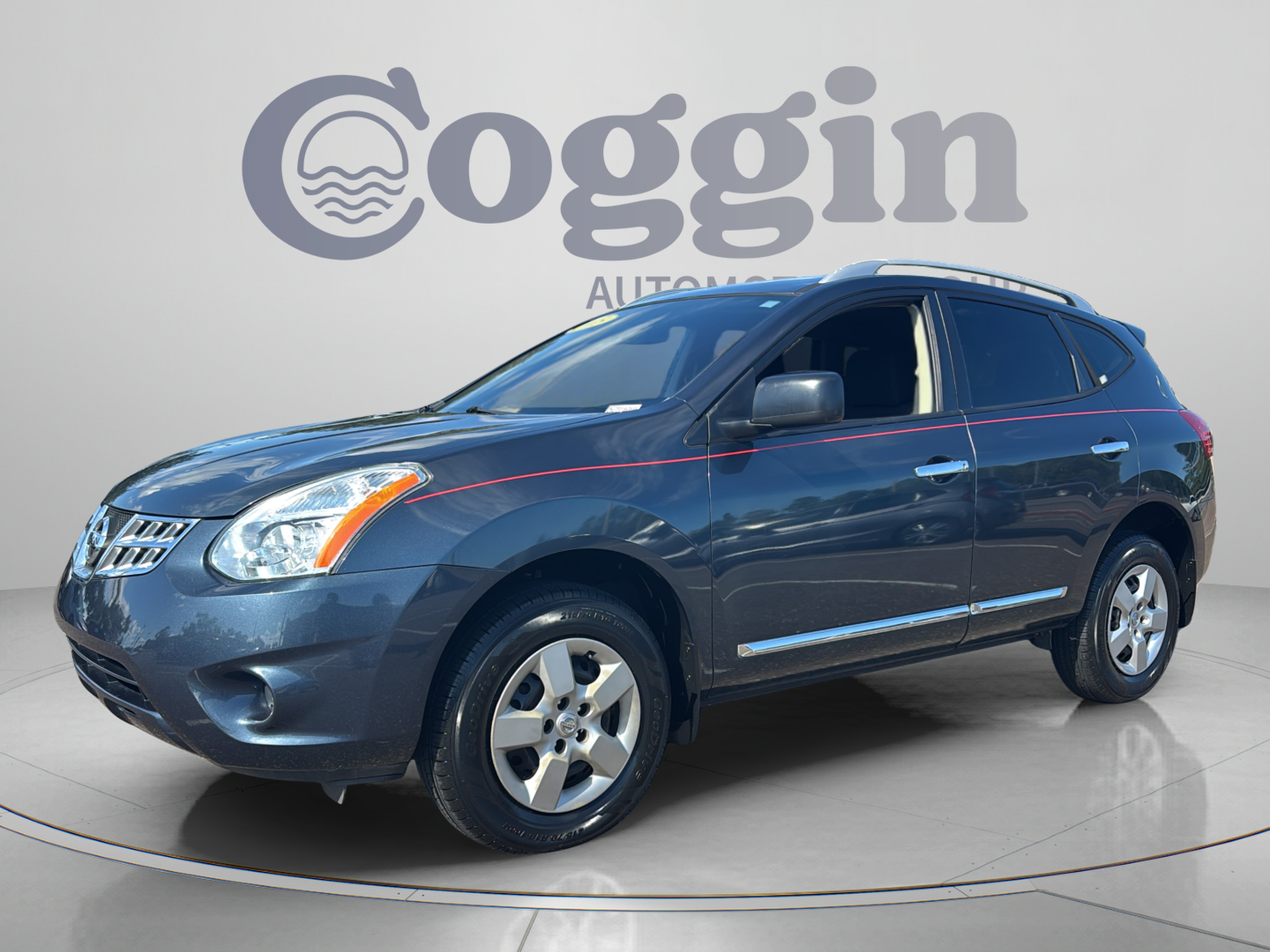 Used 2015 Nissan Rogue S w/ Convenience Package