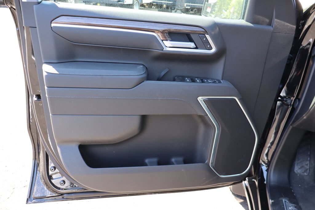 New 2026 Chevrolet Silverado 1500 LT AWD/4WD image 4