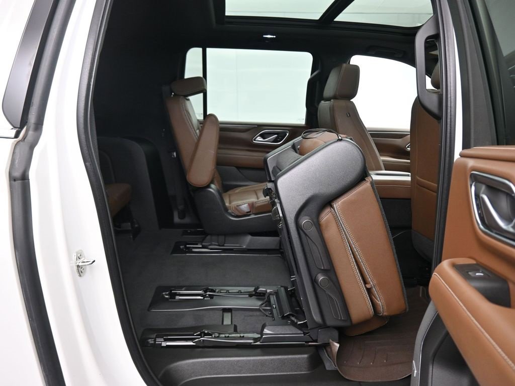 Used 2023 Chevrolet Suburban High Country w/ Premium Package 2 image 56